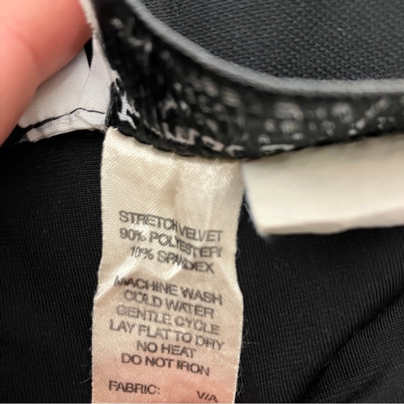 Vintage black velvet midi dress tie back square neck 90s y2k full skirt goth - Picture 9 of 9